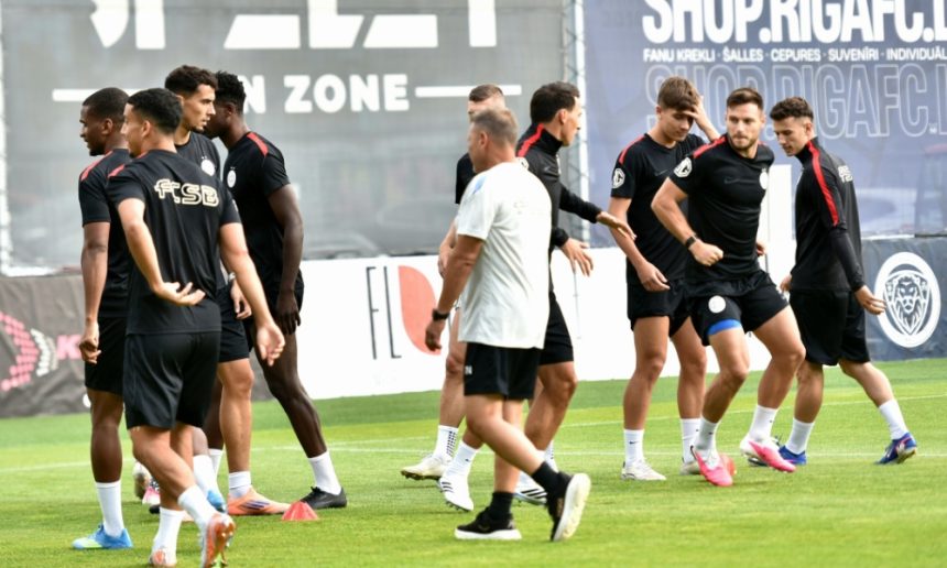 Fost căpitan al FCSB dezvăluie rețeta prin care roș-albaștrii o pot elimina pe Auda A fost căpitan la FCSB și a spus ce trebuie să facă roș-albaștrii pentru a o elimina pe Auda