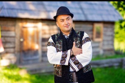 Interpretul de muzică populară Ilie Caraș a ajuns la spital din cauza pastilelor de slăbit: „Am luat după ureche”