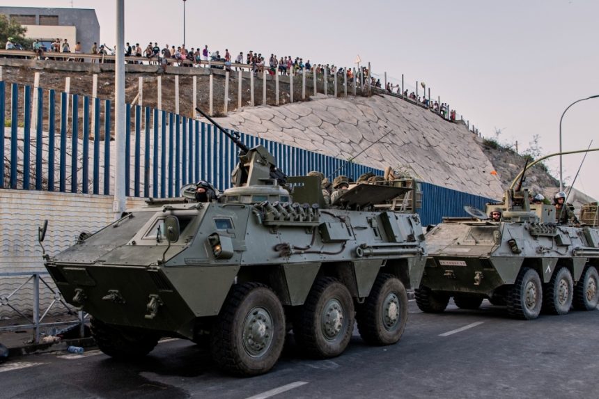 Spania trimite trupe în Ceuta, frontiera e „în colaps total”, 60.000 de migranţi au intrat în exclavă. Reacția Uniunii Europene