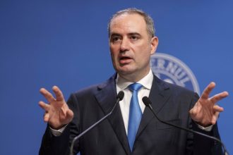 Alexandru Nazare: „România rămâne în categoria recomandată investiţiilor