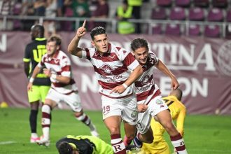 Rapid a câștigat derby-ul cu CFR și a urcat pe locul 1