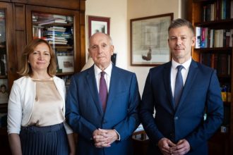Partidul condus de Peter Magyar l-a propus pe fostul președinte al Curții Supreme pentru președinția Ungariei