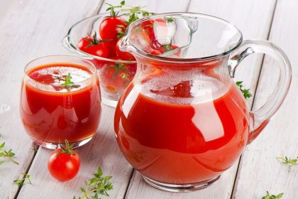 Suc de roșii pentru iarnă, ca la bunica acasă. Rețeta simplă care iese perfect de fiecare dată