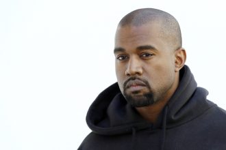 Kanye West, show în Rusia. Mai multe concerte din Europa ale controversatului artist american au fost anulate