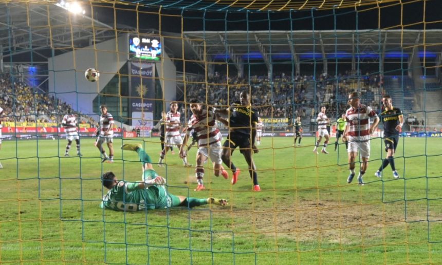 Cristi Săpunaru, tranșant după înfrângerea cu Petrolul: Execrabil - Te contrazic Cristi Săpunaru, categoric după Petrolul -2: ”Execrabil!” + N-a fost de acord cu ce a auzit: ”Te contrazic”