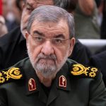 Iranul ameninţă că va considera „inamică” orice ţară ce participă la „războiul economic” al SUA. „Replica noastră va fi ca un cutremur”