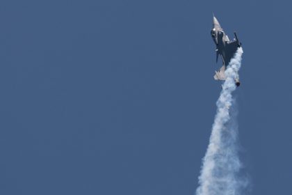 Un avion de vânătoare al armatei maghiare s-a prăbușit în centrul Ungariei. Anunțul premierului Peter Magyar