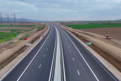 România a primit prima tranșă de 2,5 miliarde de euro prin programul SAFE. Banii vor finanța și autostrăzile A7 și A8