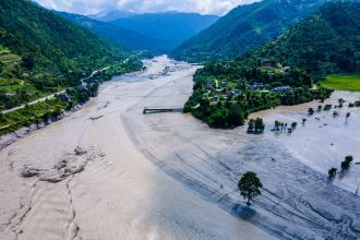 „Al treilea pol” al planetei se topește. Dezastrul din Nepal, o tragedie anunțată: cum și de ce devin ghețarii capcane ale morții