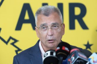 Petrișor Peiu explică fotografia cu George Simion și consilierul prezidențial Marius Lazurca: „Nu sunt negocieri ascunse”