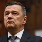 Sorin Grindeanu: Cifrele ne arată cu fiecare zi că interimatul monosprâncenat cu tineri frumoşi şi liberi aruncă România în faliment