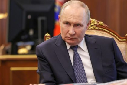 NATO ia în calcul activarea Articolului 5, dar se teme de reacția Rusiei. Înalt oficial: „Am avut noroc până acum”