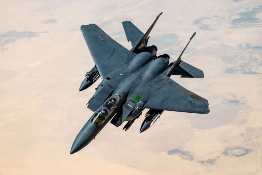 Revelații terifiante: ofițer american salvat din deșert povestește 50 de ore de coșmar după ce avionul i-a fost doborât în Iran „Cel mai îngrozitor moment”: Dezvăluirile ofițerului american salvat din deșert la 50 de ore după ce avionul său a fost doborât în Iran