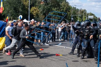 Protestatar din Piaţa Victoriei, care a amenințat forțele de ordine într-un video, găsit în judeţul Bihor cu un pistol asupra sa