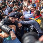 Încă patru instigatori de la protestul violent din Piața Victoriei, arestați pentru 30 de zile. Unul a primit arest miercuri