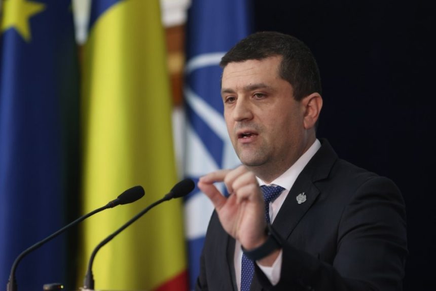 Miruță demontează zvonurile: Fritz nu ar fi spus la Cotroceni că România e problema ta, partidul e problema mea „Am fost acolo”. Miruță neagă că Fritz ar fi spus președintelui la Cotroceni: „România e problema ta, partidul e problema mea”