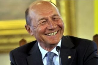 Băsescu continuă războiul cu Kelemen Hunor: „El l-a lins pe Orban. Acum, neavând ce linge, își caută stăpân aici”