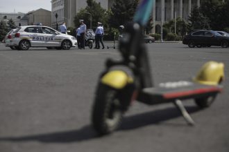 Sute de copii au ajuns la spital după accidente cu trotinete electrice. Printre pacienți, și copii de sub 10 ani