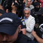 Călin Georgescu a fost reținut și dus în arest. Anunțul oficial al DIICOT. Ce documente au ridicat procurorii la percheziții