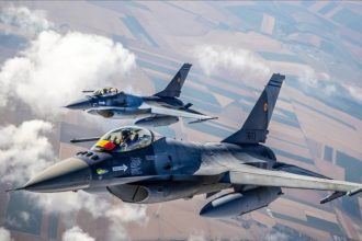 Țintă aeriană, detectată în apropiere de granița României. MApN a ridicat două avioane F-16 în aer, mesaj Ro-Alert în Tulcea