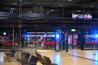 Aeroportul din Berlin a suspendat temporar zborurile din cauza apariției unei drone