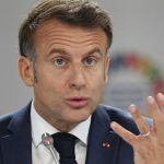Emmanuel Macron trimite „mijloace militare” în Arabia Saudită, pe fondul crizei carburanților: „Situația este gravă”
