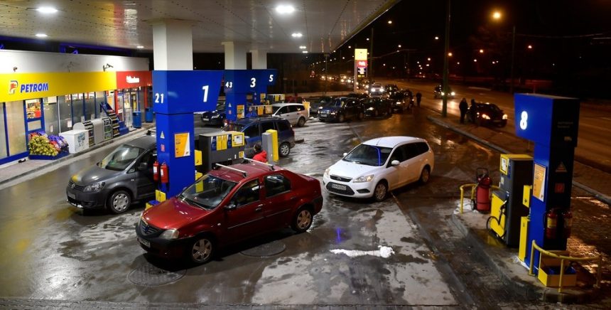 Prețurile carburanților marți, 29 septembrie. Unde mai găsesc șoferii benzină sub 10 lei pe litru Prețurile carburanților marți, 29 septembrie. Unde mai găsesc șoferii benzină sub 10 lei pe litru