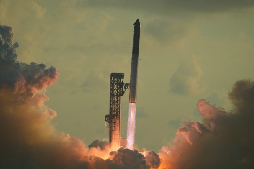 Cum ar putea afecta defecțiunea unui motor Starship planurile NASA de a trimite din nou oameni pe Lună Cum ar putea afecta defecțiunea unui motor Starship planurile NASA de a trimite din nou oameni pe Lună
