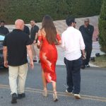 Cine este celebra actriță care se iubește cu un bărbat mai tânăr cu 15 ani decât ea. Iubitul vedetei este aproape de vârsta fiului său