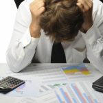 Miza unui proiect controversat: Statul ar putea pune mâna pe fabrici și centrale ale firmelor cu datorii. Ce avertizează economiștii
