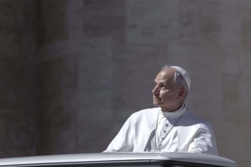 Vatican confirmă: operația papei Leon a fost un succes - cât timp va dura recuperarea? Operația papei Leon a decurs bine și conform așteptărilor, anunță Vaticanul. Cât va dura recuperarea suveranului pontif