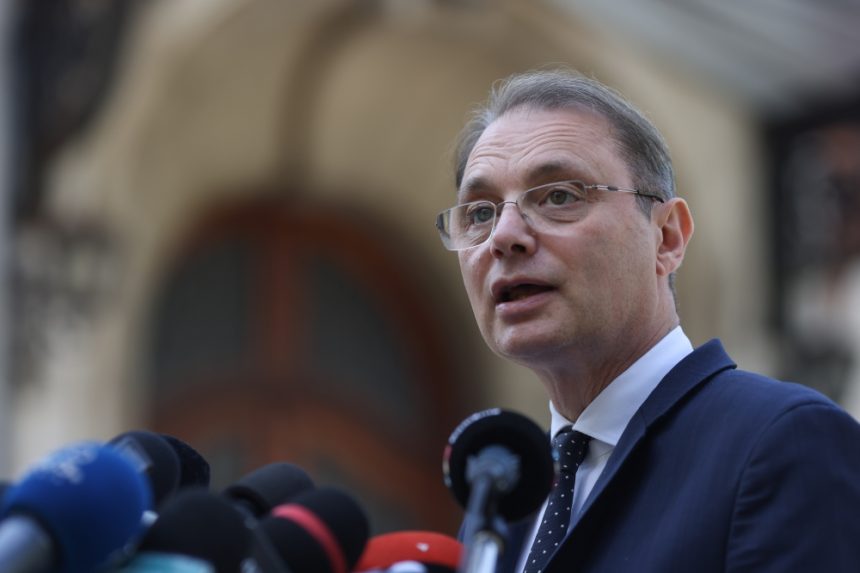 Luca Niculescu depune programul de guvernare și lista miniștrilor - iată datele decisive pentru audieri și vot Luca Niculescu urmează să depună în Parlament programul de guvernare şi lista viitorilor miniştri. Când vor avea loc audierile și votul