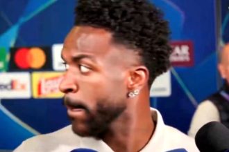 OUT în minutul 58! Vinicius JR a ajuns la microfon, după ce Mourinho l-a scos de pe teren cu AS Roma