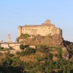 Castelul cocoțat pe o stâncă și bântuit de o fantomă. Povestea tragică a doi îndrăgostiți atrage turiști din întreaga lume