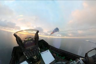 Imagini spectaculoase de la misiunea de sâmbătă, când două drone au fost doborâte de avioane F-16 deasupra Mării Negre