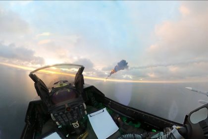 Imagini spectaculoase de la misiunea de sâmbătă, când două drone au fost doborâte de avioane F-16 deasupra Mării Negre
