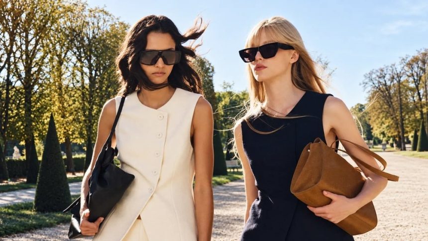 6 genți pe care trebuie să le ai iarna aceasta - accesorii care transformă orice ținută în rafinament 6 modele de genți care se vor purta în această iarnă. Accesoriile care oferă eleganță și rafinament oricărei ținute