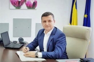 Fost consilier local, arestat preventiv într-un dosar de viol după ce a lăsat însărcinată o minoră. Infracțiunile au început când fata avea 13 ani