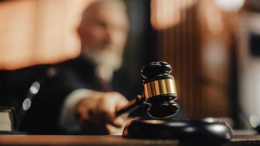Mii de oameni cu venituri mici renunță la ajutorul juridic fără proces - cum îl poți obține Ajutor juridic și fără proces: sprijinul puțin folosit de persoanele cu venituri mici