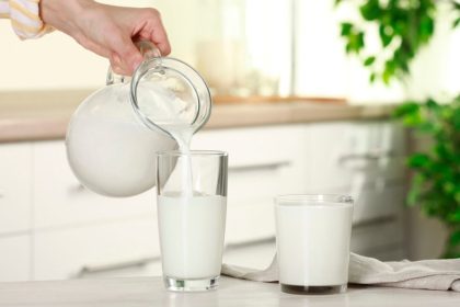 5 alimente delicioase care au mai mult lapte decât un pahar de lapte. Sunt ideale pentru oase sănătoase