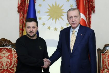 Zelenski merge în Turcia, la invitația lui Erdogan. Ce vor discuta cei doi lideri