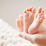 România, împărțită în două pe harta natalității. Județul unde se nasc cei mai puțini copii